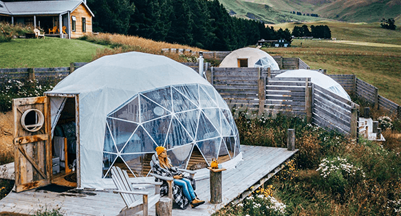 Investissez dans le glamping et profitez-en