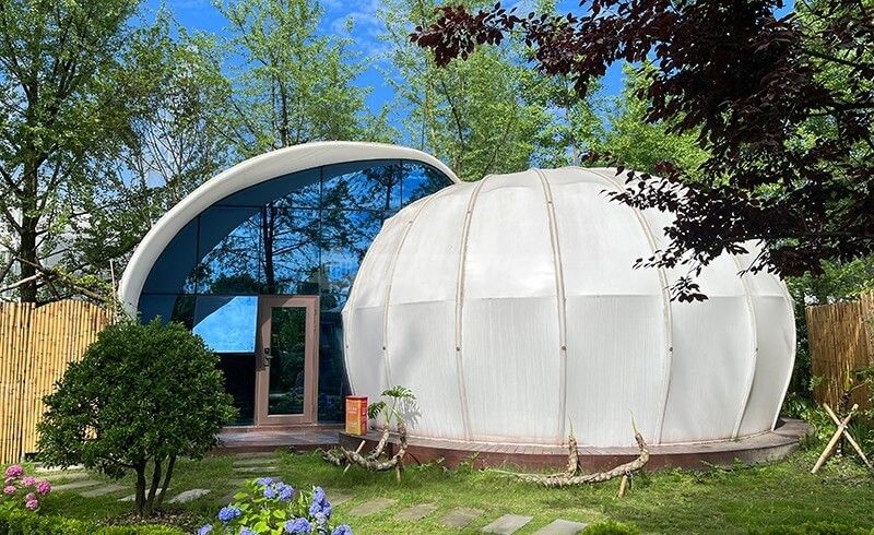 glamping house- shell-shaped house