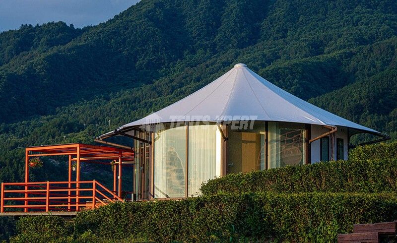 luxury lodge tent