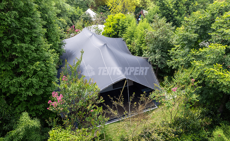 tente en tissu de glamping