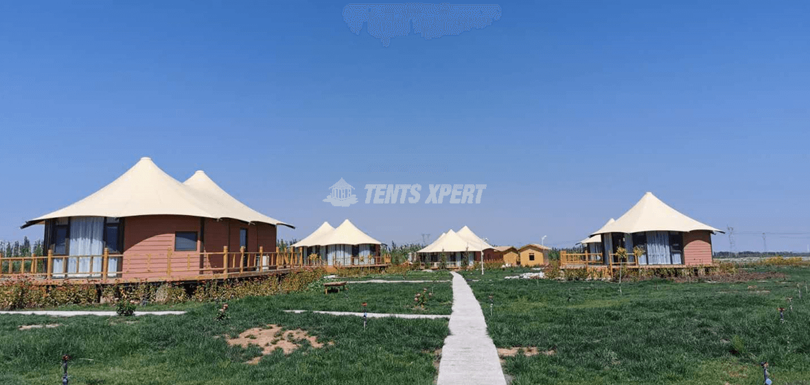 Glamping Tent Hotel in Zhangye