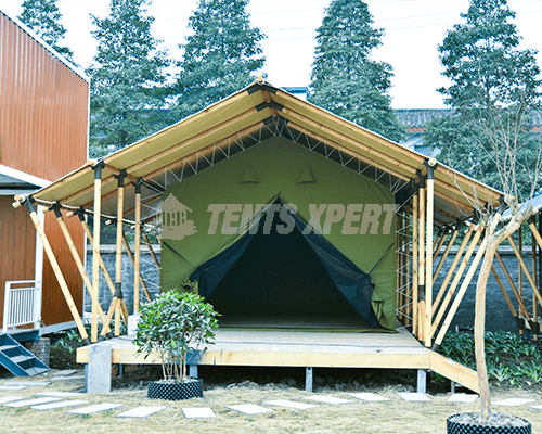 High-quality Safari Tent 01