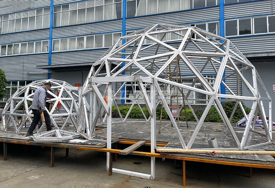 Connected Glass Igloo Framework