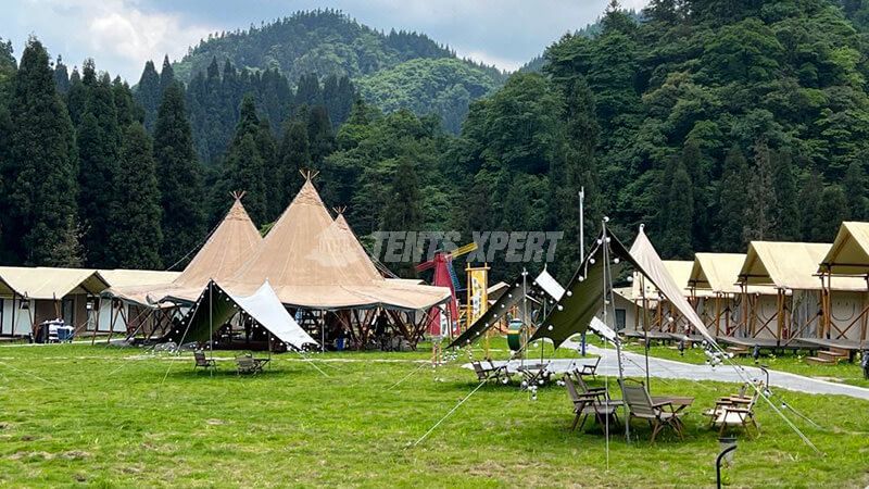 Site de glamping forestier