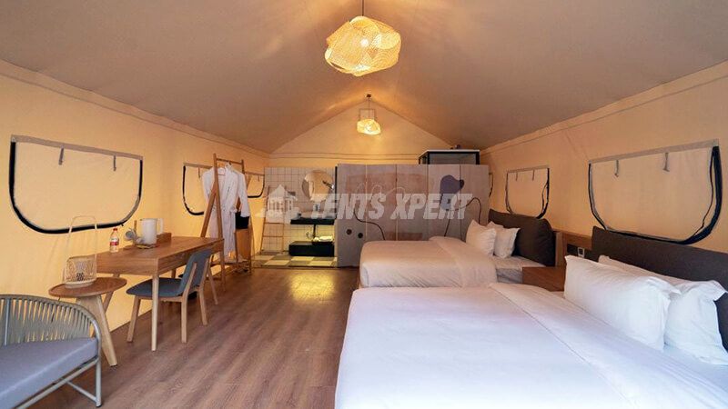 Site de glamping forestier