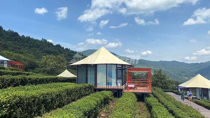 glass lodge tent