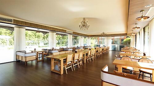 Restaurant Tent interior 02